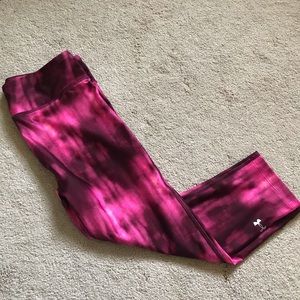 Under Armour Hot pink pattern capri leggings